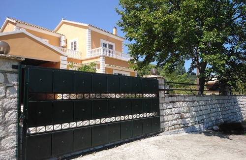 Dafnata Villa | Corfu villas with pool