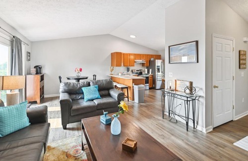 Corinth House | Corinth Getaway with Deck about 11 Mi to Ark Encounter!