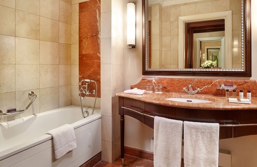 Erzsebetvaros Hotel | Corinthia Budapest