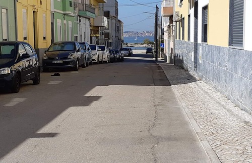 Seixal Apartment | Cork House (In the heart of Seixal Portugal 20minutes from Lisbon)