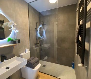 Santander Apartment | Cornelia Suites 01
