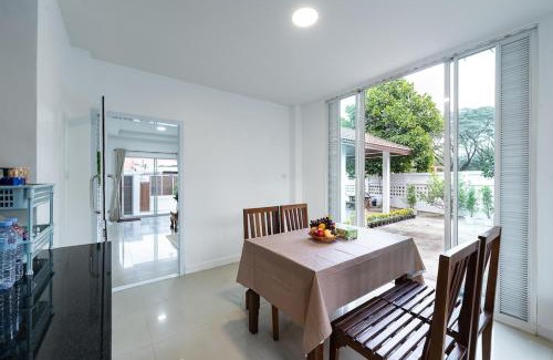 San Sai Villa | Corner Home