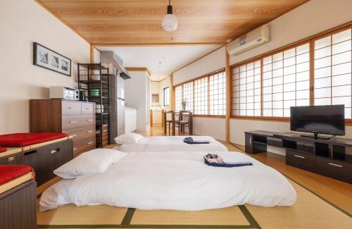 Nozawaonsen Apartment | Corner House