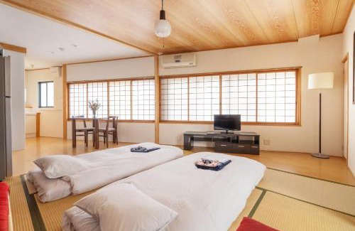 Nozawaonsen Apartment | Corner House