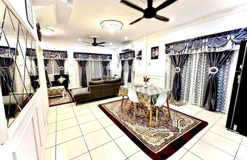 Sandakan House | Corner Lot Terrace House Taman Bahagia Batu 7 (2Min to Airport)