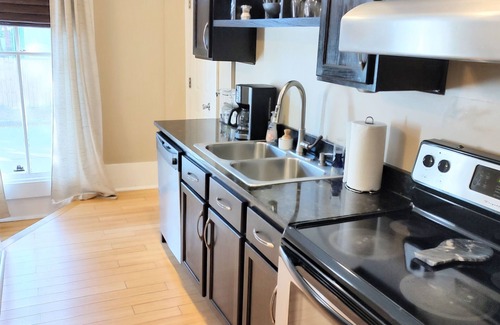Metropolitan Condo | Cornerstone West Condo
