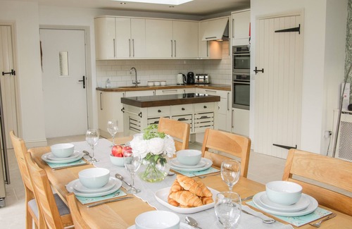 Edgmond Cottage | CORNERWAYS, pet friendly, with open fire in Edgmond, Shropshire
