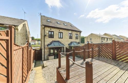 Ryther Villa | Cornflower Cottage
