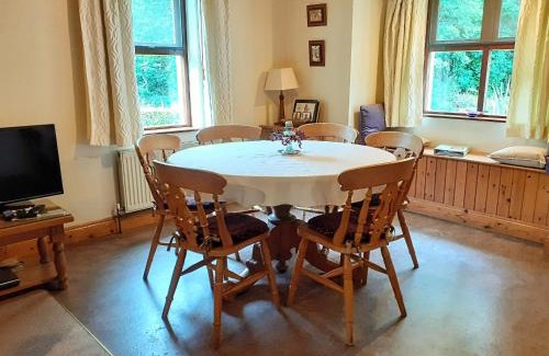Garrykennedy House | Cornode Cottage