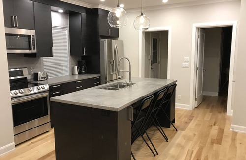 Cornwall Condo | Cornwall executive high end condo, your best option warranty