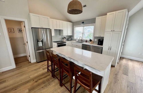 Corolla House | Corolla Sunset: Semi-Oceanfront and the CLEANEST Home on the Beach!