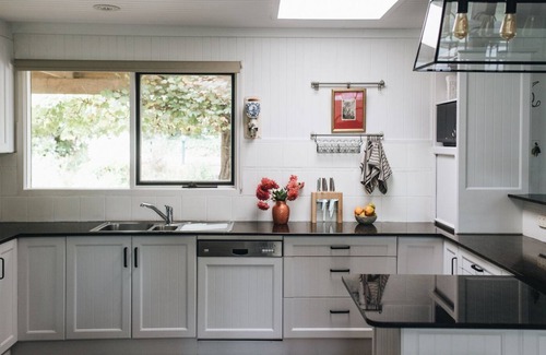 Berrima House | Coromandel Lodge - a beautiful expansive home