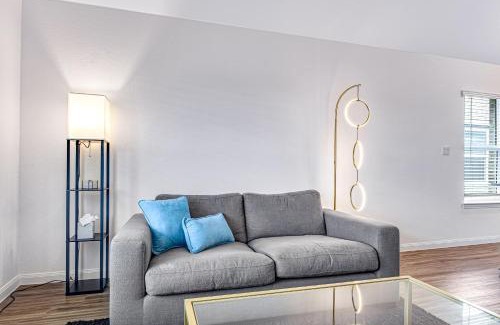 Manchaca Apartment | Coronilla Bend - Guest House