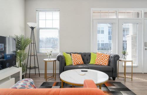 Plato Center Apartment | Corporate Housing by MGM