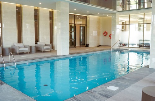 Saint-Laurent Apartment | Corporate Stays | Monarc | Restful 1 BR apt