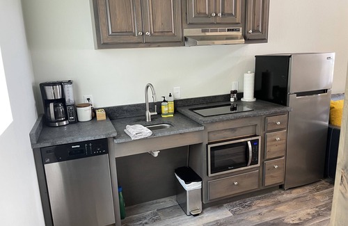 Gardiner Apartment | CORRAL VILLAS Deluxe studios in the north entrance to Yellowstone