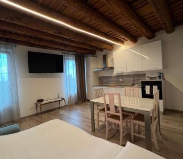 Castel d'Azzano Apartment | Corte Boschetto