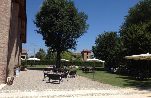Nogarole Rocca Hotel | Corte Della Rocca Bassa