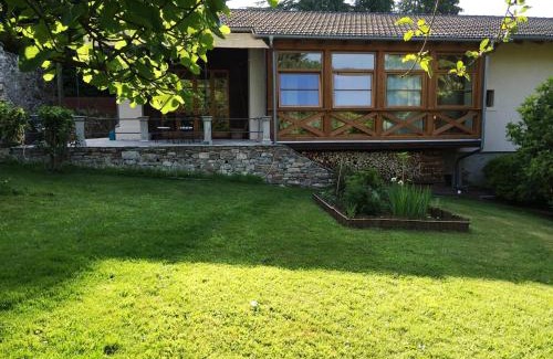 Cissano Villa | Corte Villa Donati