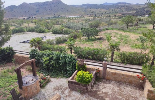 Chirivel Cottage | Cortijo 'boutique' Bernardino con Jacuzi Integrado en la Piscina
