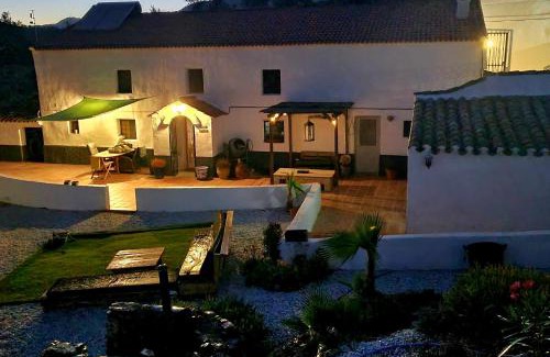 Locaiba Apartment | Cortijo naturista con vistas-clothing optional