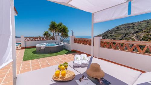 Torrox House | Cortijo Raíces Jurado Torrox by Ruralidays