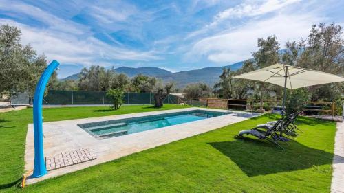 Orgiva House | Cortijo Villa Maroma Órgiva by Ruralidays