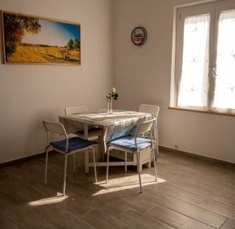 Pietra La Croce Apartment | Cortile nel Conero
