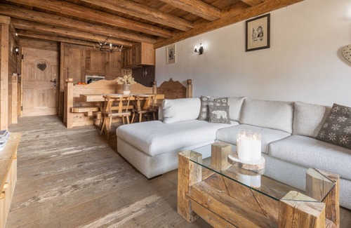 Cortina d'Ampezzo Historic Centre Ski Chalet | Cortina Lodge Stunning View R&R