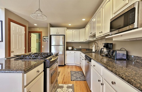 Killington House | Cortina Mountain Chalet - Outdoor Hot Tub - Close To Pico And Killington Mountains 3 Bedroom Home