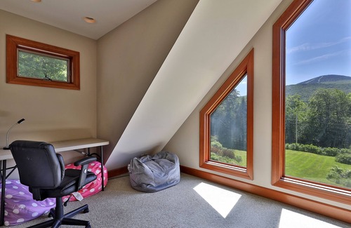 Killington House | Cortina Mountain Chalet - Outdoor Hot Tub - Close To Pico And Killington Mountains 3 Bedroom Home