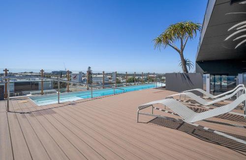 North Fremantle Apartment | Cosmopolitan 1-Bed - Fremantle Beach Front
