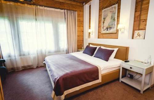 Denisovo Hotel | Cosmos Collection Izumrudny Les Hotel