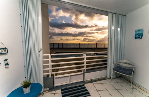 Stella Apartment | Costa Corcega 1F- Puerta del Sol Beachfront Escape