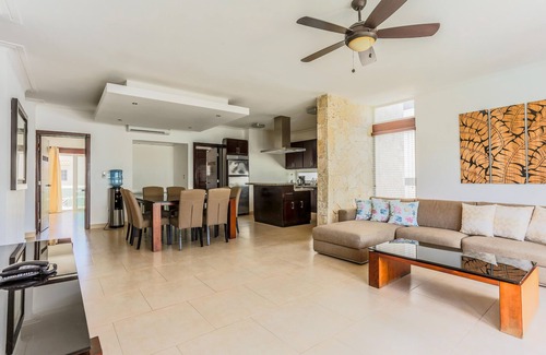 El Cortecito Condo | Costa Hermosa C302 200Mbps Pool BBQ Walk to the Beach