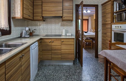 Sant Miquel de Fluvia Villa | Costabravapartment Can Borrellet. pool, 8kms to Costa Brava