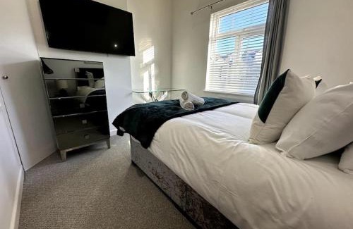 Canton Apartment | Cosy 1 Bedroom Apartment In Cardiff
