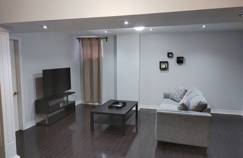 Halton Regional Municipality Apartment | Cosy 1 bedroom basement apartment with separate entrance