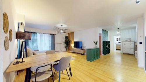 Riquier Apartment | Cosy, 1 bedroom near Port