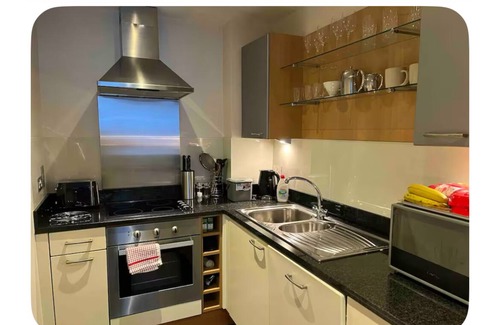 Dublin Apartment | Cosy 1bd Corporate Apt in Silicon Docks, Dublin 4