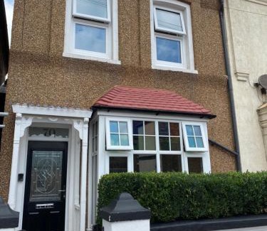 Ramsgate House | Cosy 2 Bedroom House -2023, 2024 &2025 award winner!