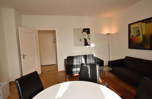 District 2 Apartment | Cosy 2-bedroom near lake - Stardust 31