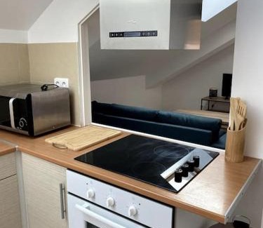 Chalons-en-Champagne Apartment | COSY 2 couchages - secteur SNCF - Parking