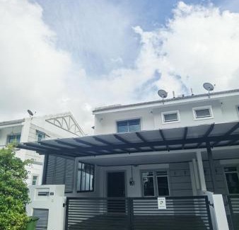 Tanah Rata House | Cosy 2-Storey Holiday Home Vines 2 @Pasar Malam -1