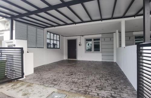 Tanah Rata House | Cosy 2-Storey Holiday Home Vines 2 @Pasar Malam -1