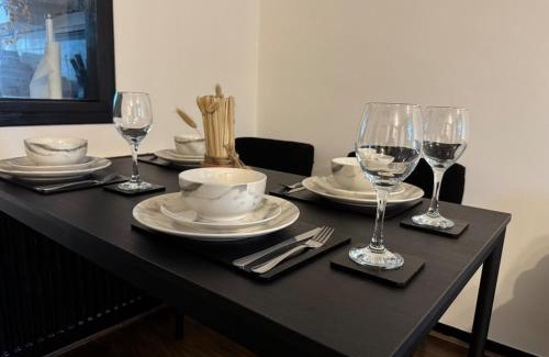 Jubilee Apartment | Cosy 2BR with garden 6 mins to Edmonton Green Station