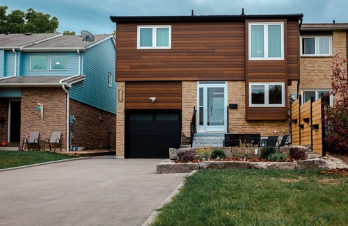Pickering House | Cosy 3-Bedroom Home in Quiet Cul-de-Sac