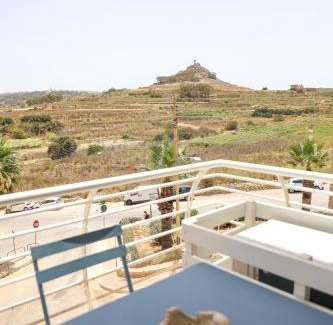 Marsalforn Apartment | Cosy 3BR Apt with private Terrace & Wifi in Gozo by 360 Estates