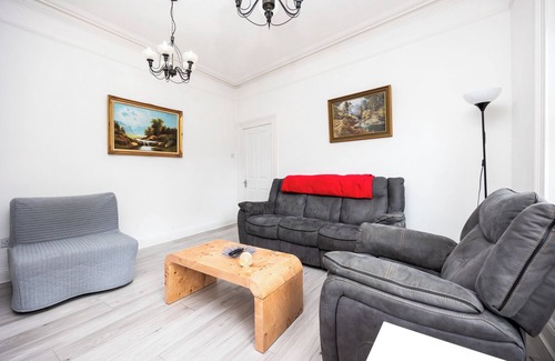 Phibsborough Apartment | Cosy 3BR Flat in City Center 20 min to Temple Bar