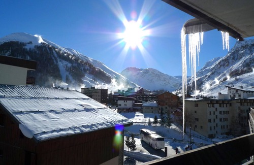 Val-d'Isere Apartment | Cosy 6-bed apartment in the center of the resort